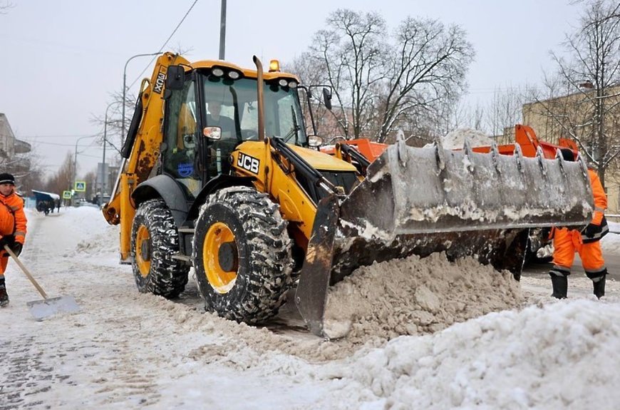 Жителей Королева просят убрать машины с дорог 8 и 11 февраля для уборки снега