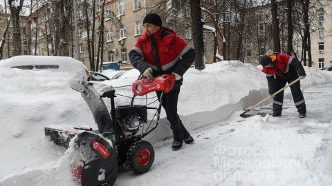 Более 25 тыс. кубометров снега вывезено со дворов и общественных территорий Подмосковья за два дня